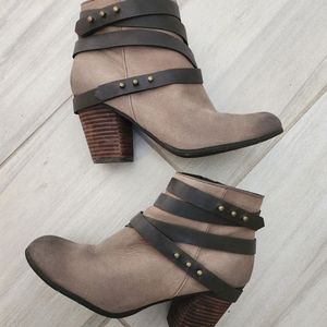 Booties-chocolate/chocolate